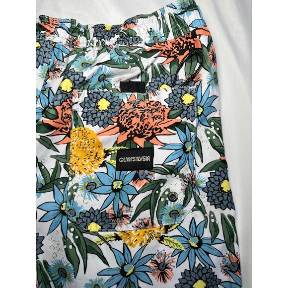 Quicksilver Swim Trunks Mens Volley Shorts  Blue Board Shorts Lined Large Surfer - Picture 1 of 8